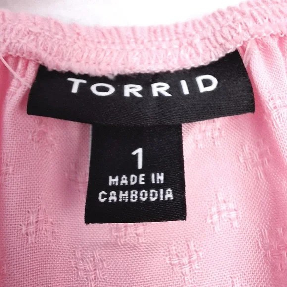Torrid Top Womens 1X Pink Challis Ruffle Smocked Waist Peplum Blouse Romantic - Picture 3 of 7